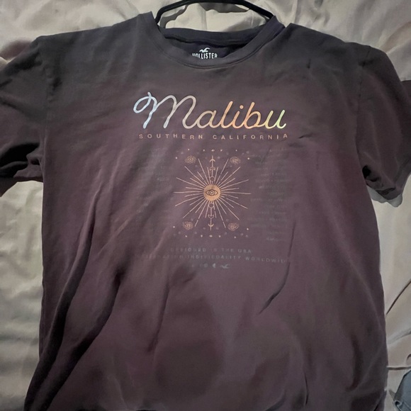 Beachy Tees! Many different shirts, different sizes! - Picture 2 of 16